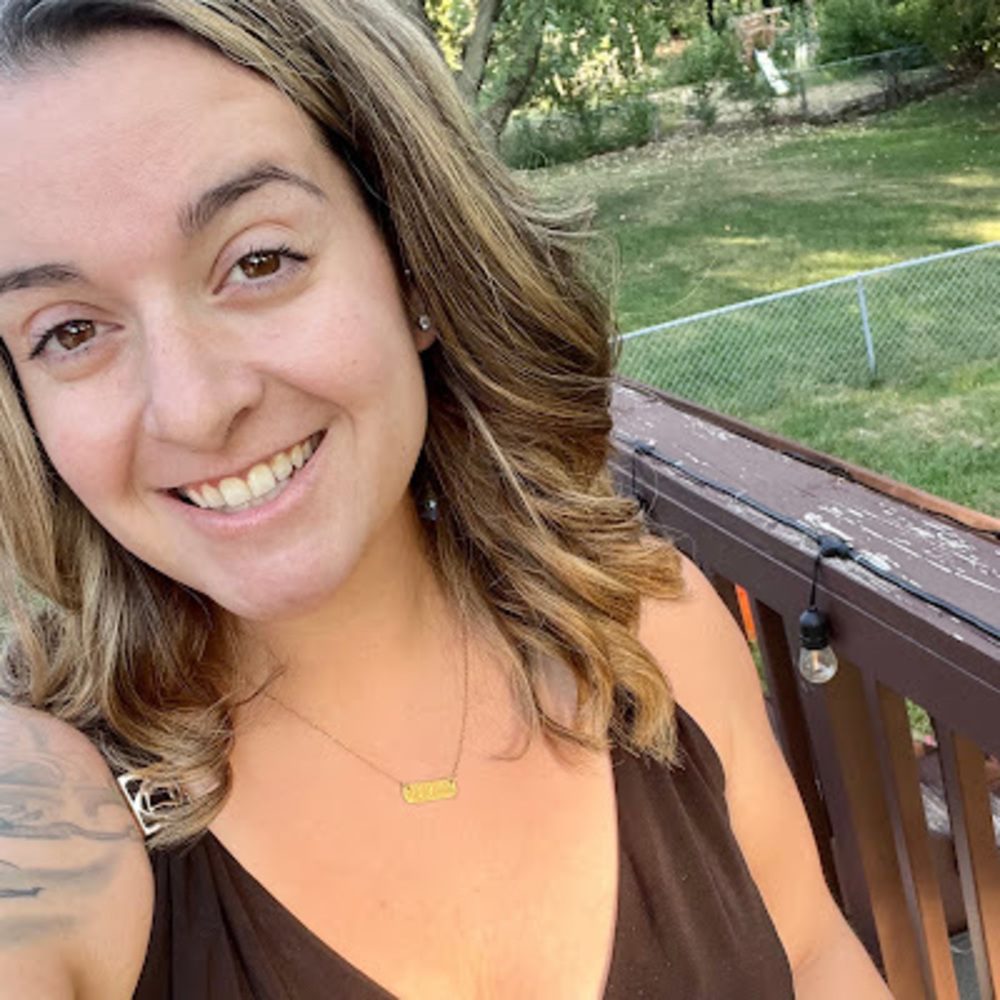 Meet your Posher, Stephanie